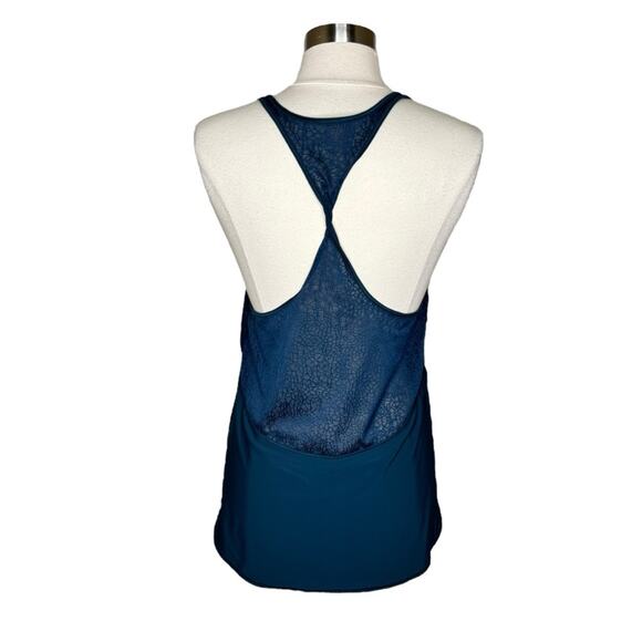 Lululemon Twist and Train Tank Top Lace Front Detail Women’s Size 6 - Picture 8 of 8